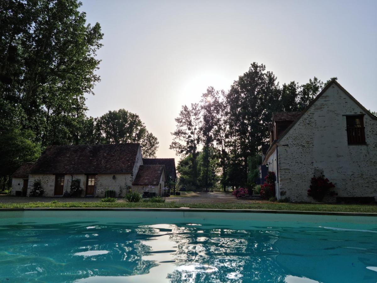 L'Aupinouse Chambre Double La Suze-sur-Sarthe Buitenkant foto