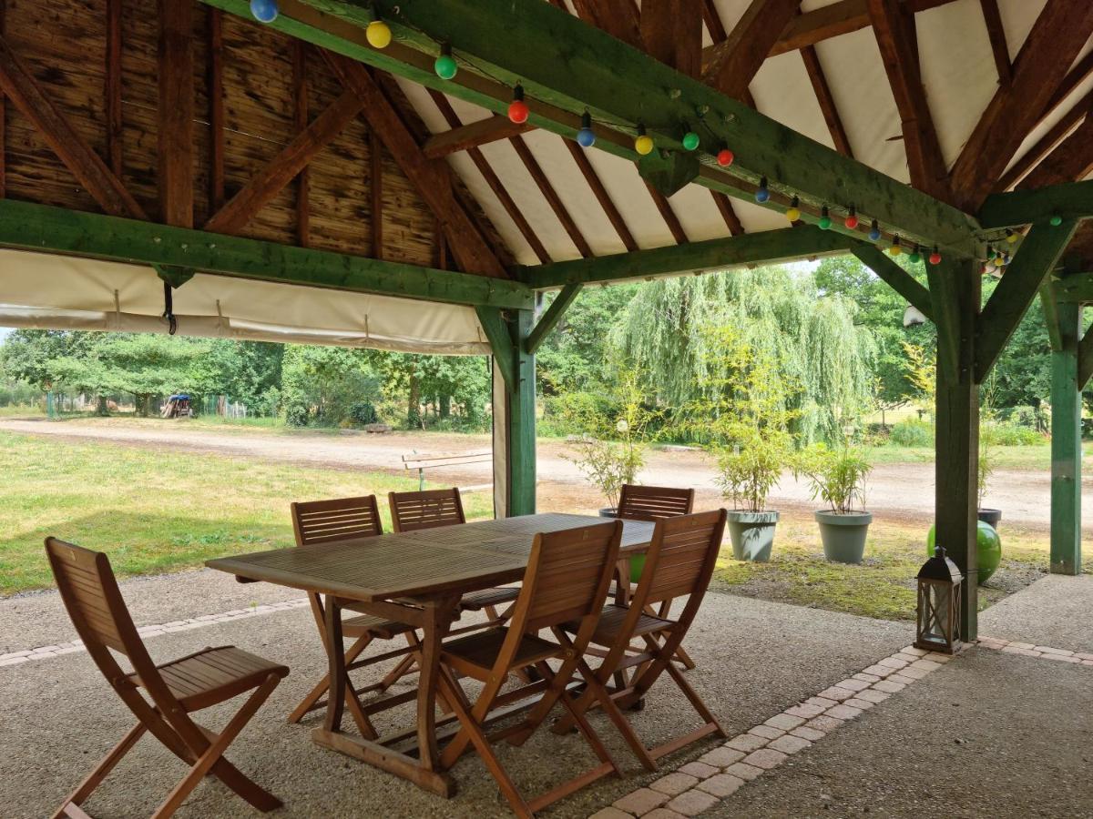 L'Aupinouse Chambre Double La Suze-sur-Sarthe Buitenkant foto