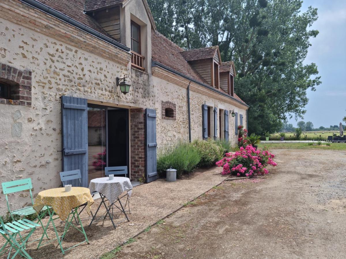 L'Aupinouse Chambre Double La Suze-sur-Sarthe Buitenkant foto
