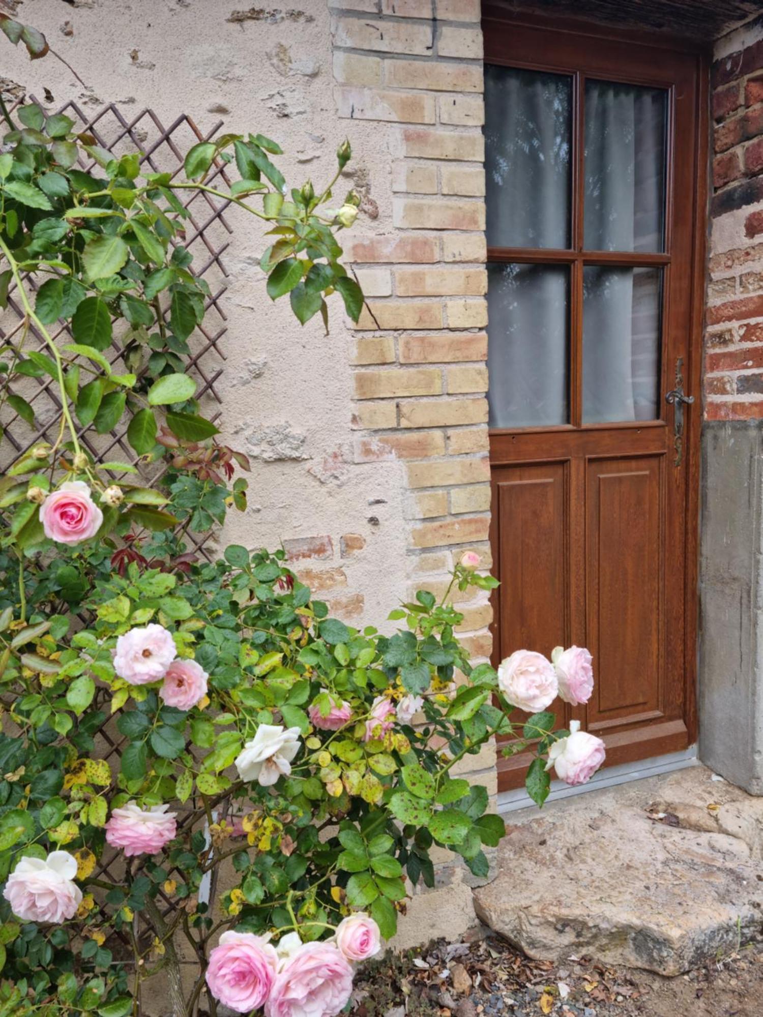L'Aupinouse Chambre Double La Suze-sur-Sarthe Buitenkant foto
